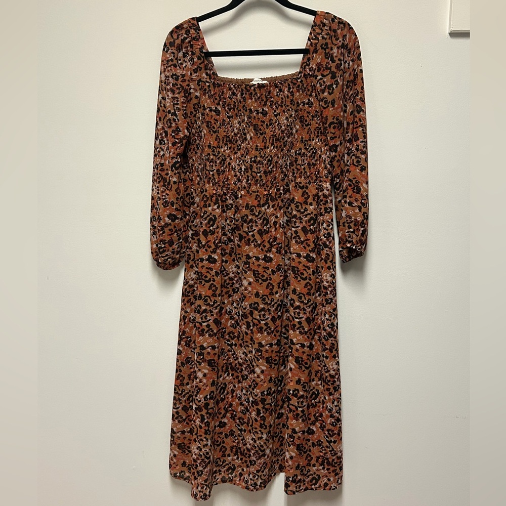 beachlunchlounge Khaleesi Square Neck Leopard Print Smocked Midi Dress